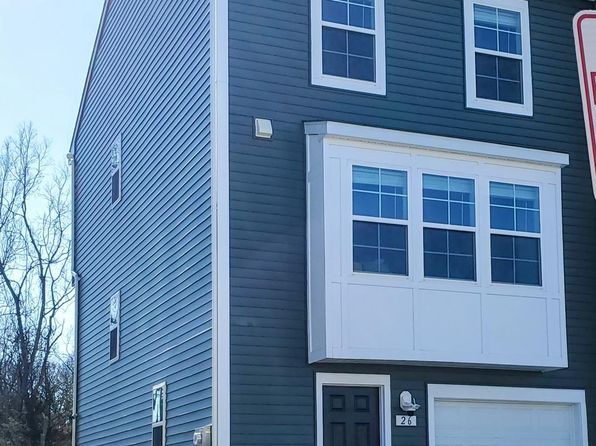 26 Colchester Ct