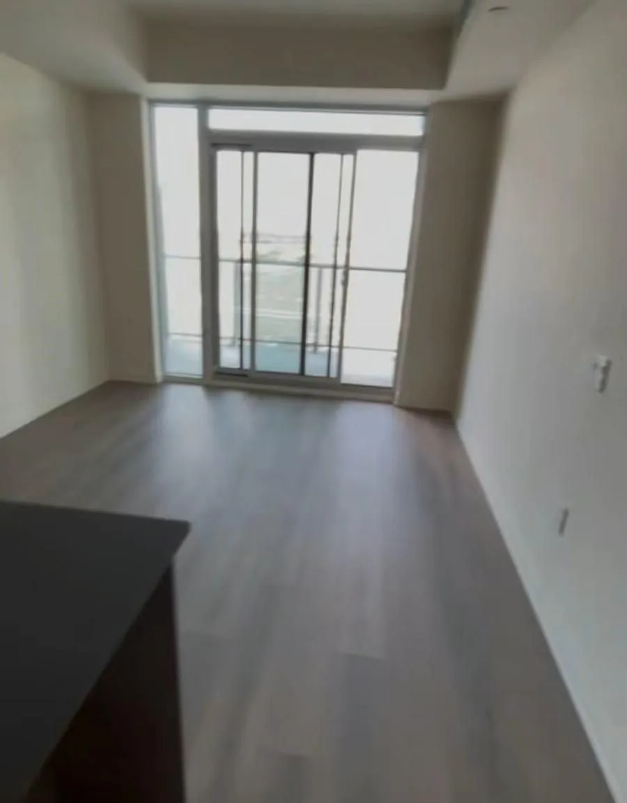 Charisma Condos — Photo 4