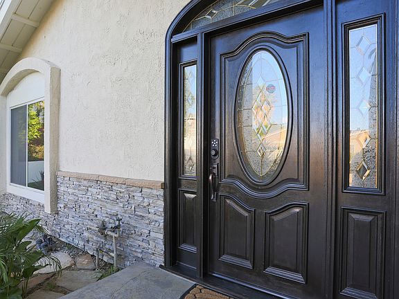 4th image of 8965 Megan Ave