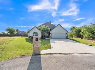 12550 Gumper Ct, Benbrook, TX 76126