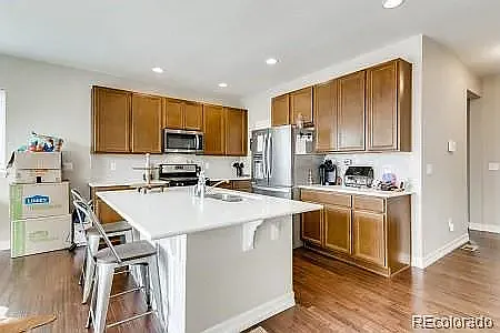 4 bed, 3234 sqft, $3,600 — Photo 3