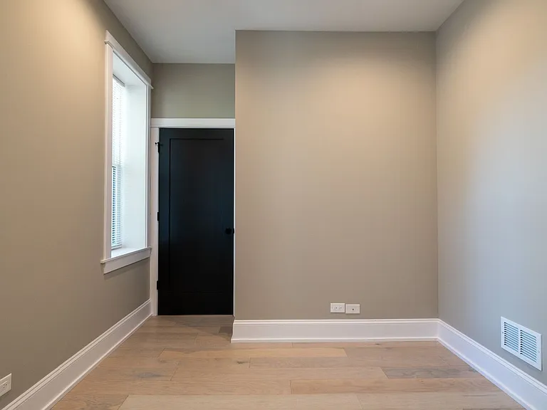 4747 N Beacon St #2N — Photo 25