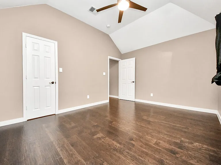 3210 Shadowwalk Dr — Photo 35