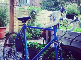 2104 Spruce St APT 1R, Philadelphia, PA 19103