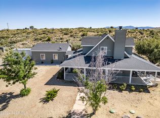 11660 S Hackberry Trl, Mayer, AZ 86333
