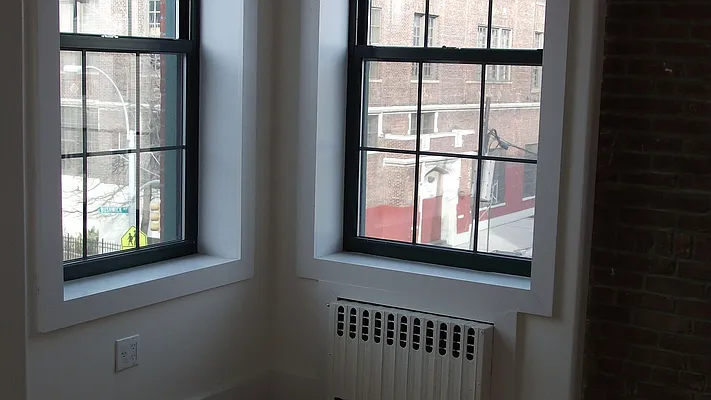 Rented by Nooklyn NYC LLC | media 13