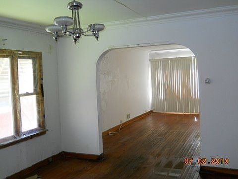 5th image of 2208 Summerdale Dr