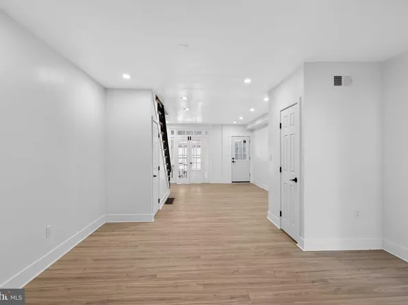 5931 Race St, Philadelphia, PA 19139