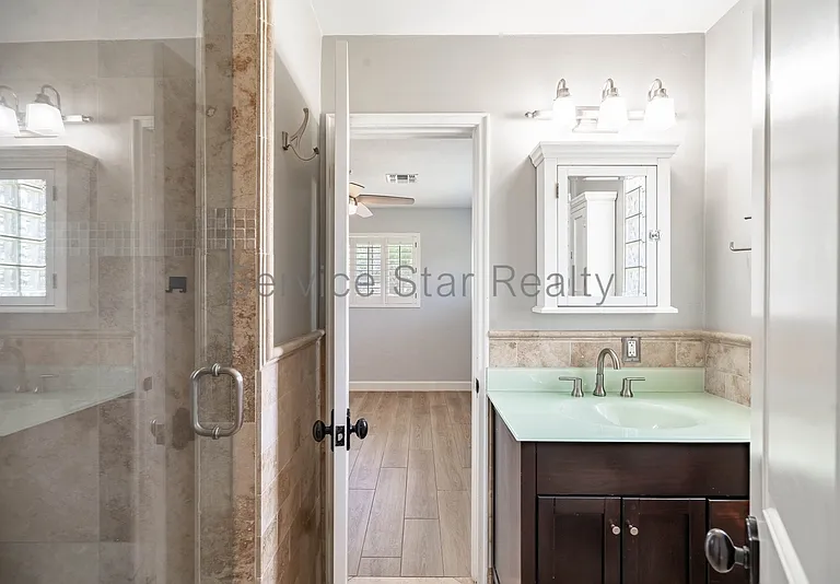 1946 E Rancho Dr — Photo 20