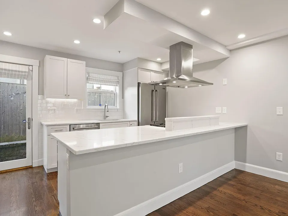 5 Atwood Sq