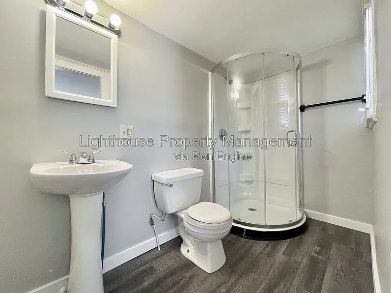 615 Prospect Ave NE #3 — Photo 6