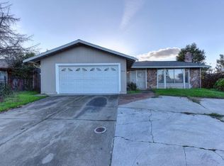 7815 Rock Creek Way, Sacramento, CA