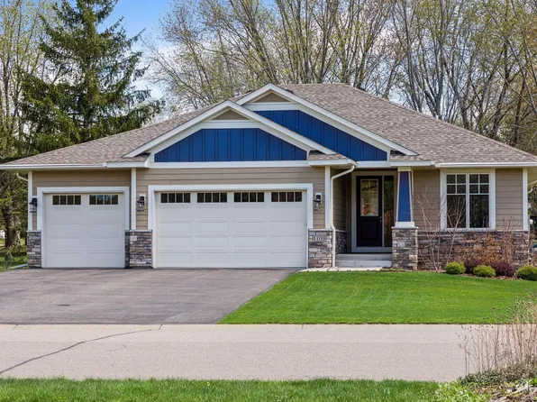1109 Creekside Xing, Stillwater, MN 55082