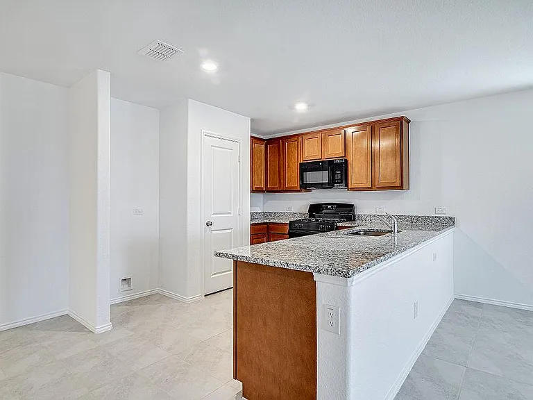 4052 Dublin Ridge Dr — Photo 7