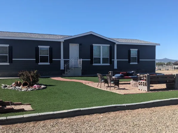 643 W Valleri Ann Rd, Paulden, AZ 86334