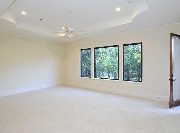 2nd image of 11330 Surrey Oaks Ln