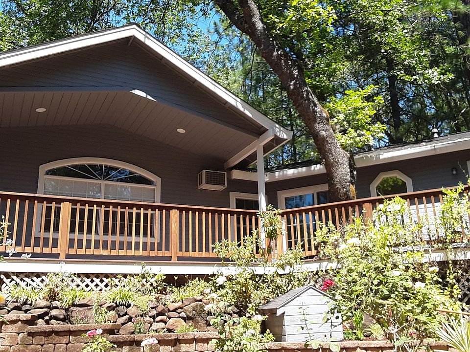 back of house and deck