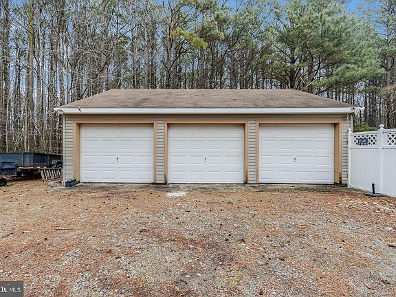 4th image of 2578 Williamsville Rd