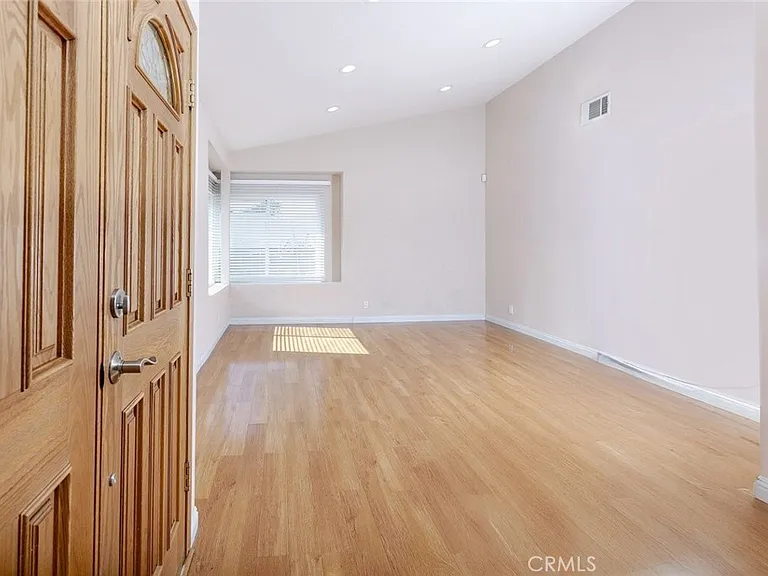 14071 Fenton Ln — Photo 5