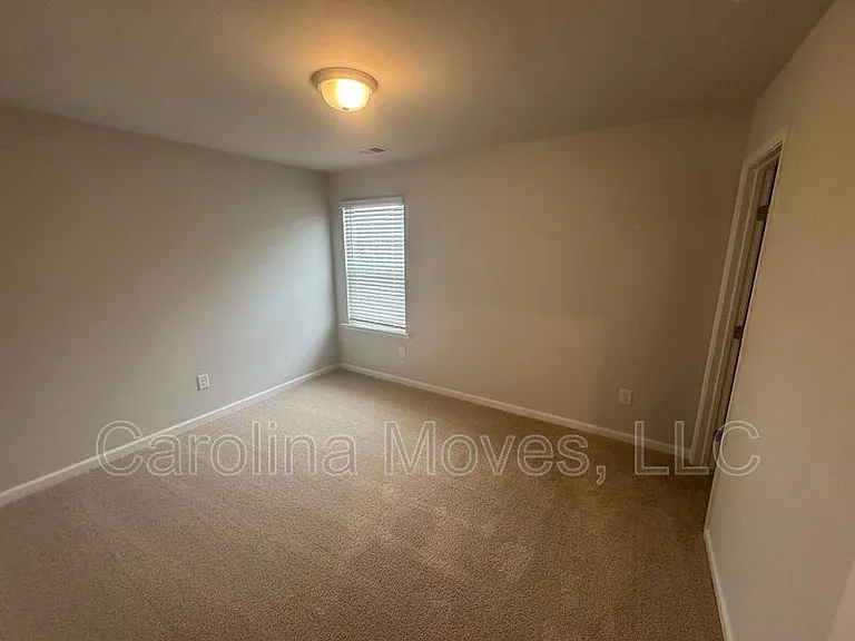 409 Mariene Dr — Photo 23
