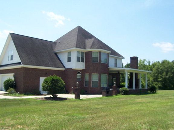 2nd image of 1009 Saddlebrook Dr