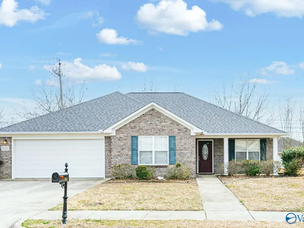 5311 Frankford Dr SE, Owens Cross Roads, AL 35763