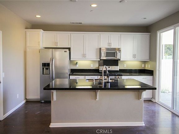 3rd image of 33734 King Dr