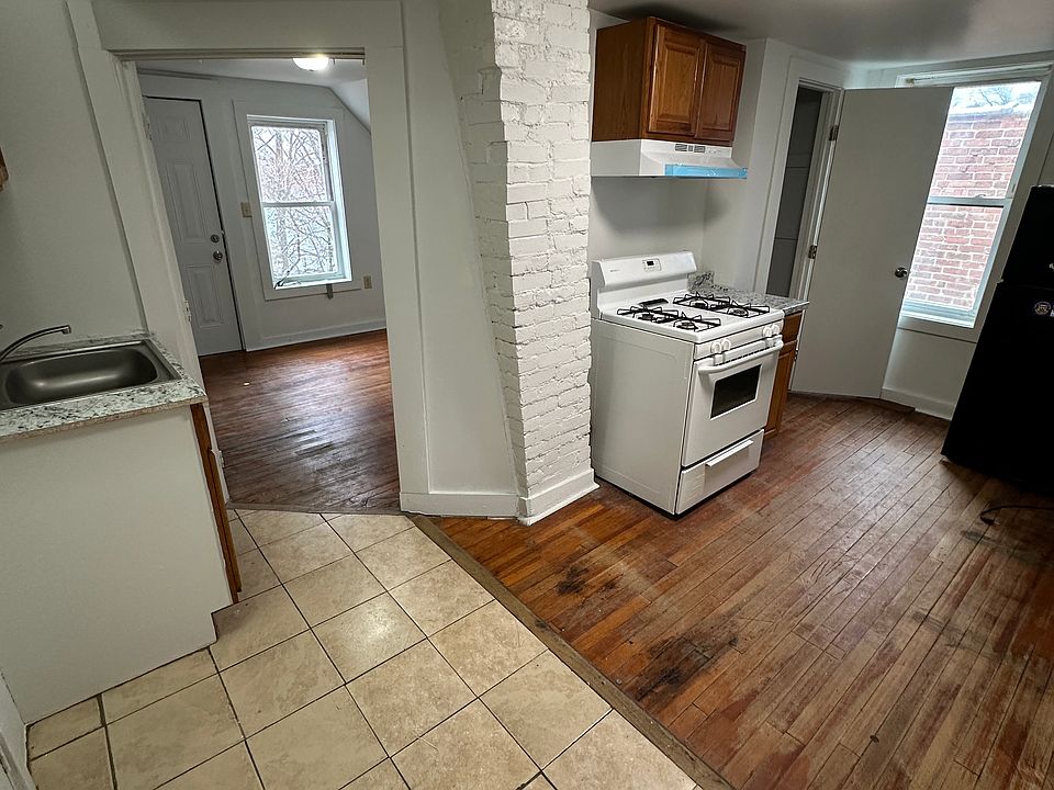 1st image of 171 Frank St #3A
