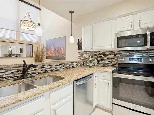 18240 Midway Rd APT 1704, Dallas, TX 75287
