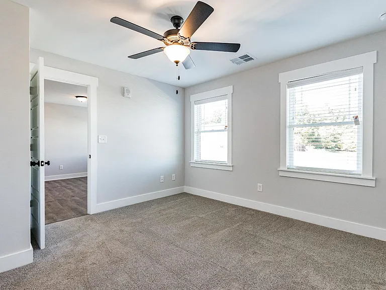 705 N O'Neil Street — Photo 7