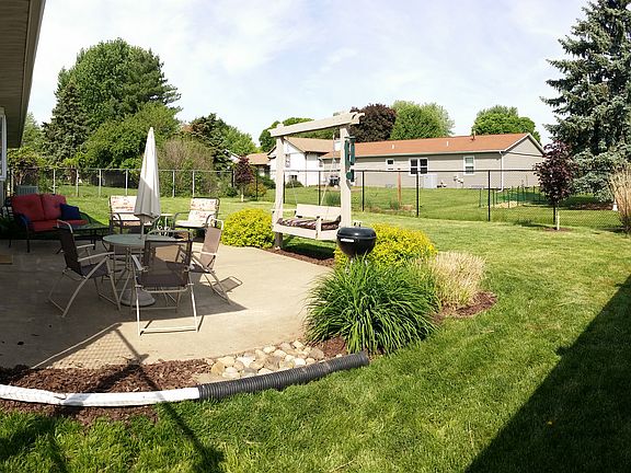 Large fenced back yard