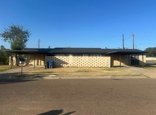 704 W Banyan Ct, Laredo, TX 78041