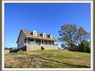 520 Simpson Ln, Bean Station, TN 37708