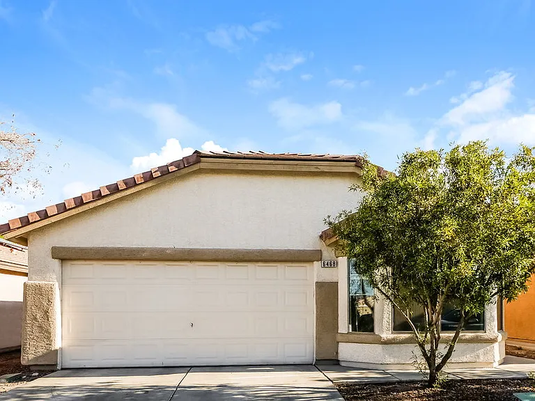 6468 Duck Hill Springs Dr — Photo 1