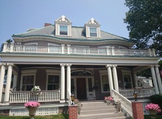 9 Chamblet St, Dorchester, MA 02125