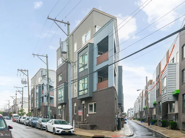 1105 N Hancock St, Philadelphia, PA 19123