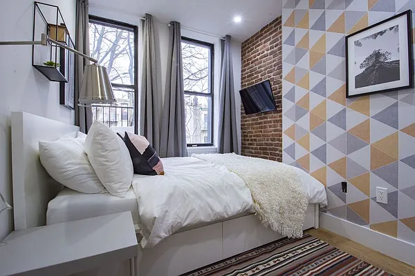 Rented by Brick&Mortar | media 16