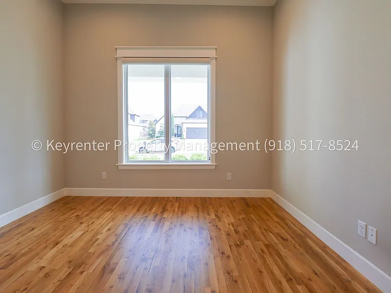 3809 W Union St — Photo 8
