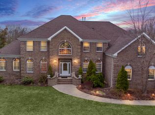 1306 Vincenzo Dr, Toms River, NJ 08753