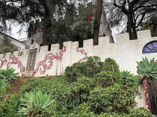 1650 Sargent Pl — Photo 3