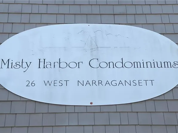 26-30 W Narragansett Ave #12, Newport, RI 02840