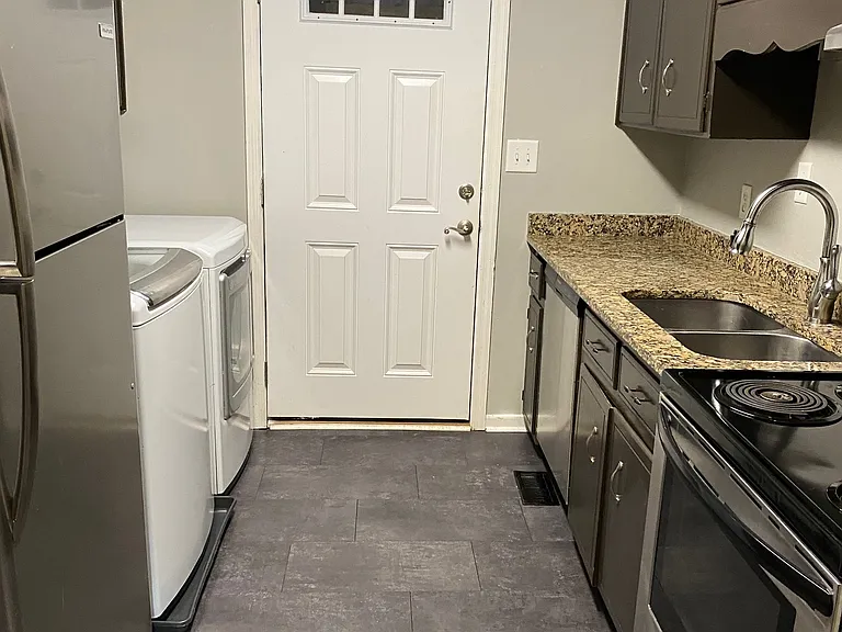 167 Windy Hill Ct #167 — Photo 3