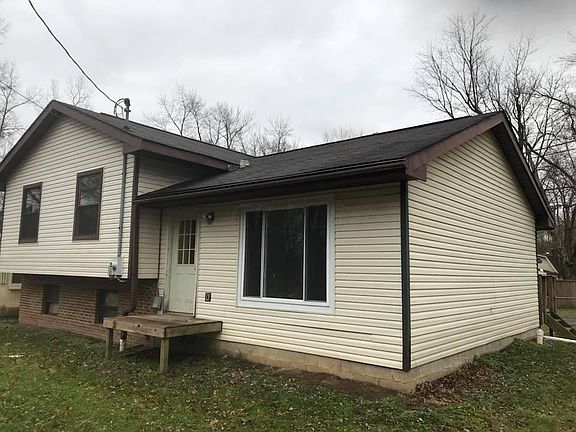 2nd image of 4434 Wyandotte Dr