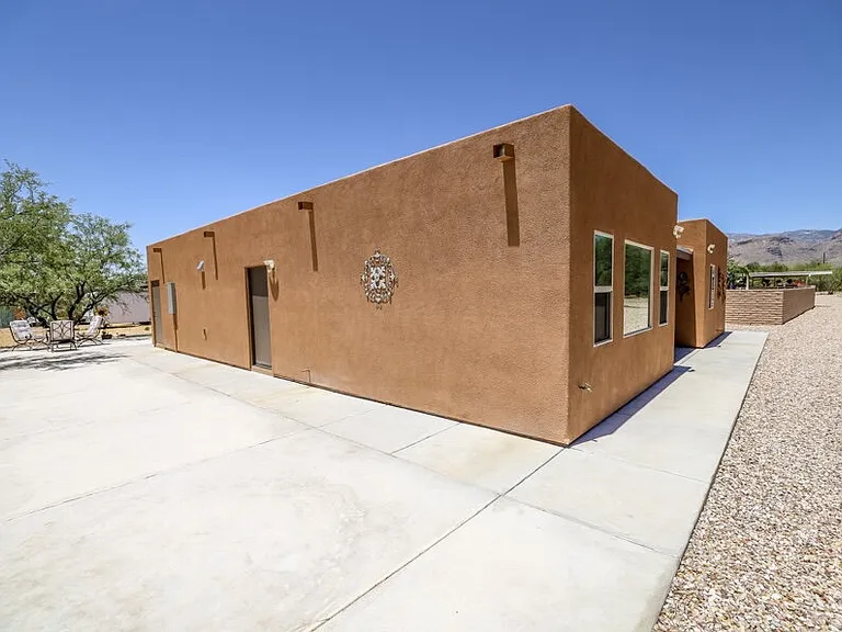 8940 E Tano Pl #GUEST HOUSE — Photo 3