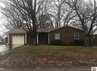 810 S 9th St, Murray, KY 42071