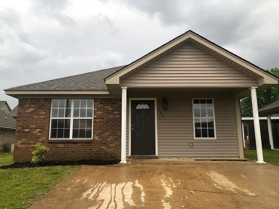 180 Mike Ave