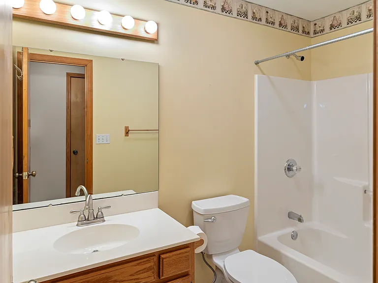 3442 Berkdale Dr — Photo 22