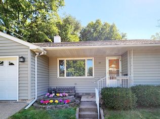 67 W Sarnia St, Winona, MN 55987