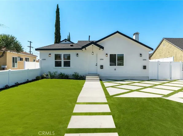 11912 Elkwood St, North Hollywood, CA 91605