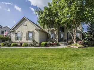 7952 Thornbush Dr, Westerville, OH 43082